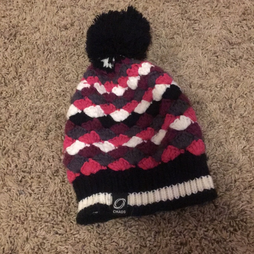 3/9 dollar sale. Women’s winter hat. Hardly worn.